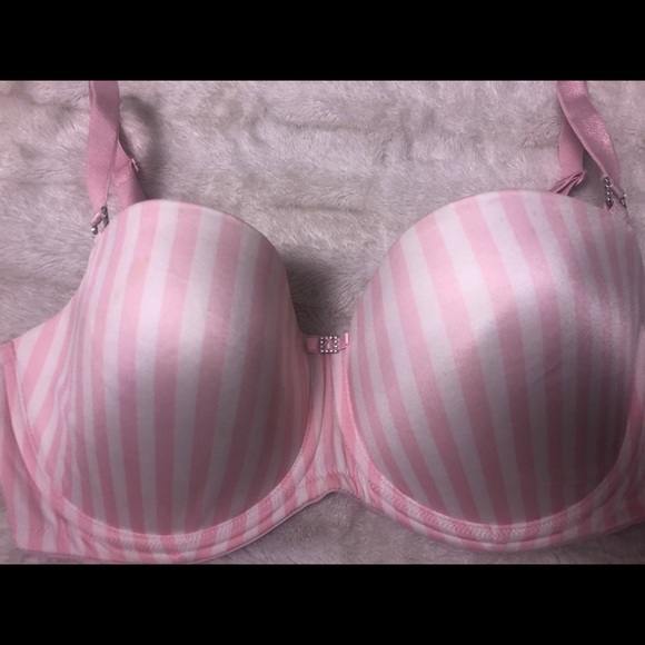 Victoria Secret Balconet Bra - Picture 5 of 5